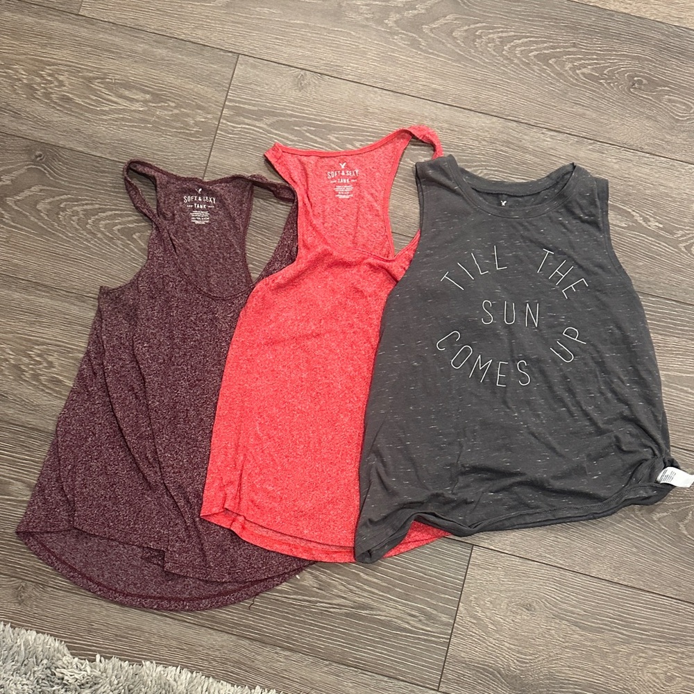 Women's American Eagle Tank Tops S/XS - Set of 3